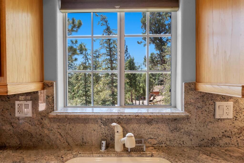 Cozy Cabin Perfect For 2 Families Big Bear Lake Luaran gambar